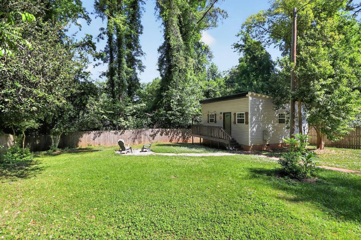 House for rent at 1954 Garibaldi Ave, Charlotte, NC 28208