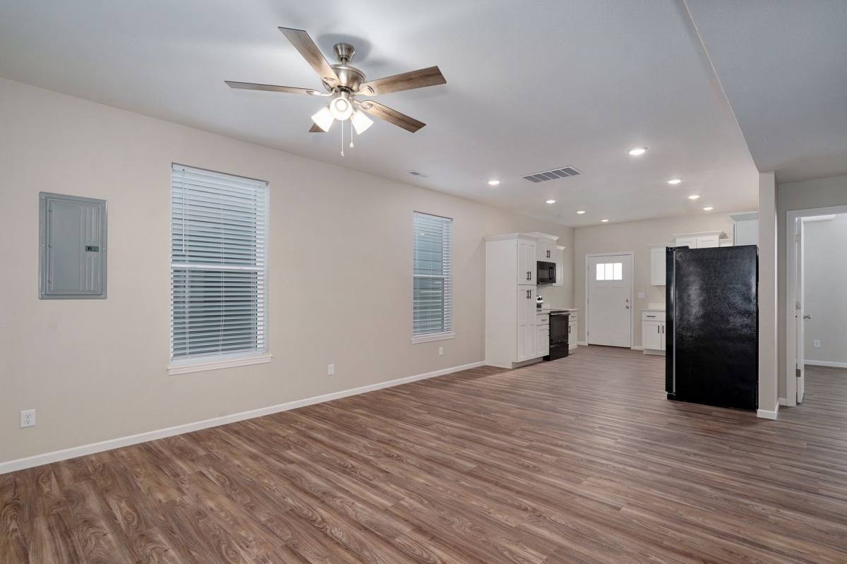 Apartment for rent at 307 S Florence Ave, Springfield, MO 65806