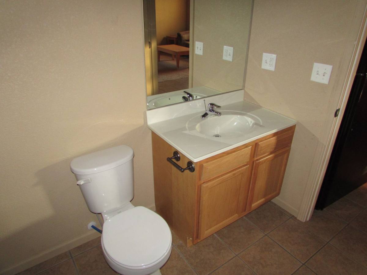 Apartment for rent at 16572 Hunters Ridge Lane, Saint Robert, MO 65584