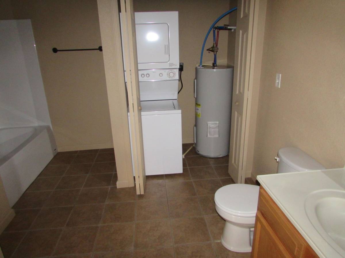 Apartment for rent at 16572 Hunters Ridge Lane, Saint Robert, MO 65584