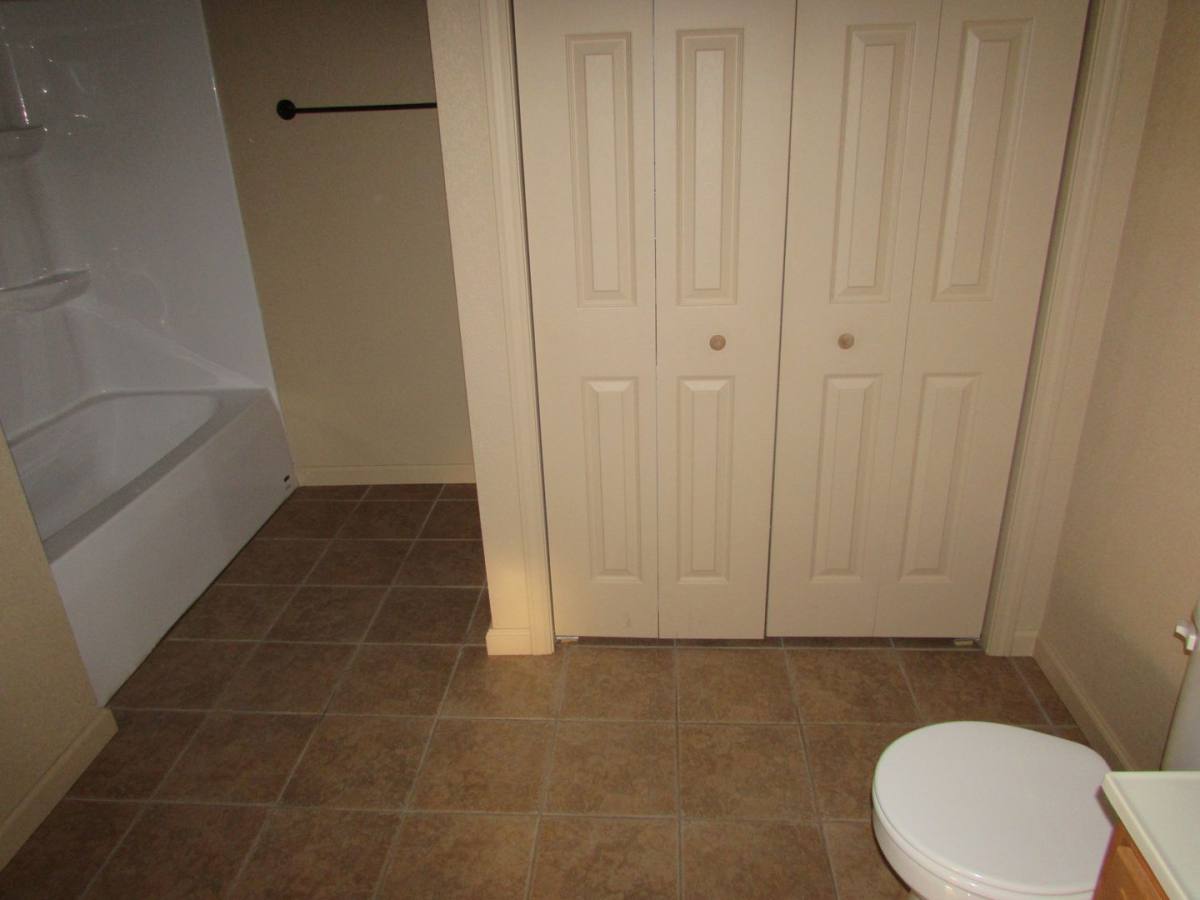Apartment for rent at 16572 Hunters Ridge Lane, Saint Robert, MO 65584