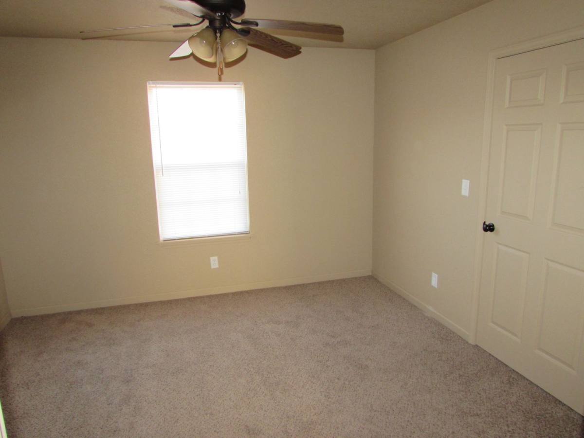 Apartment for rent at 16572 Hunters Ridge Lane, Saint Robert, MO 65584