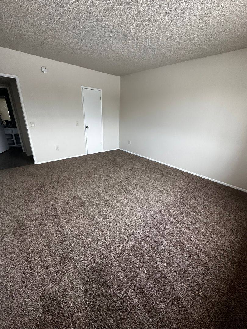 Apartment for rent at 18550 Vincennes St, Northridge, CA 91324