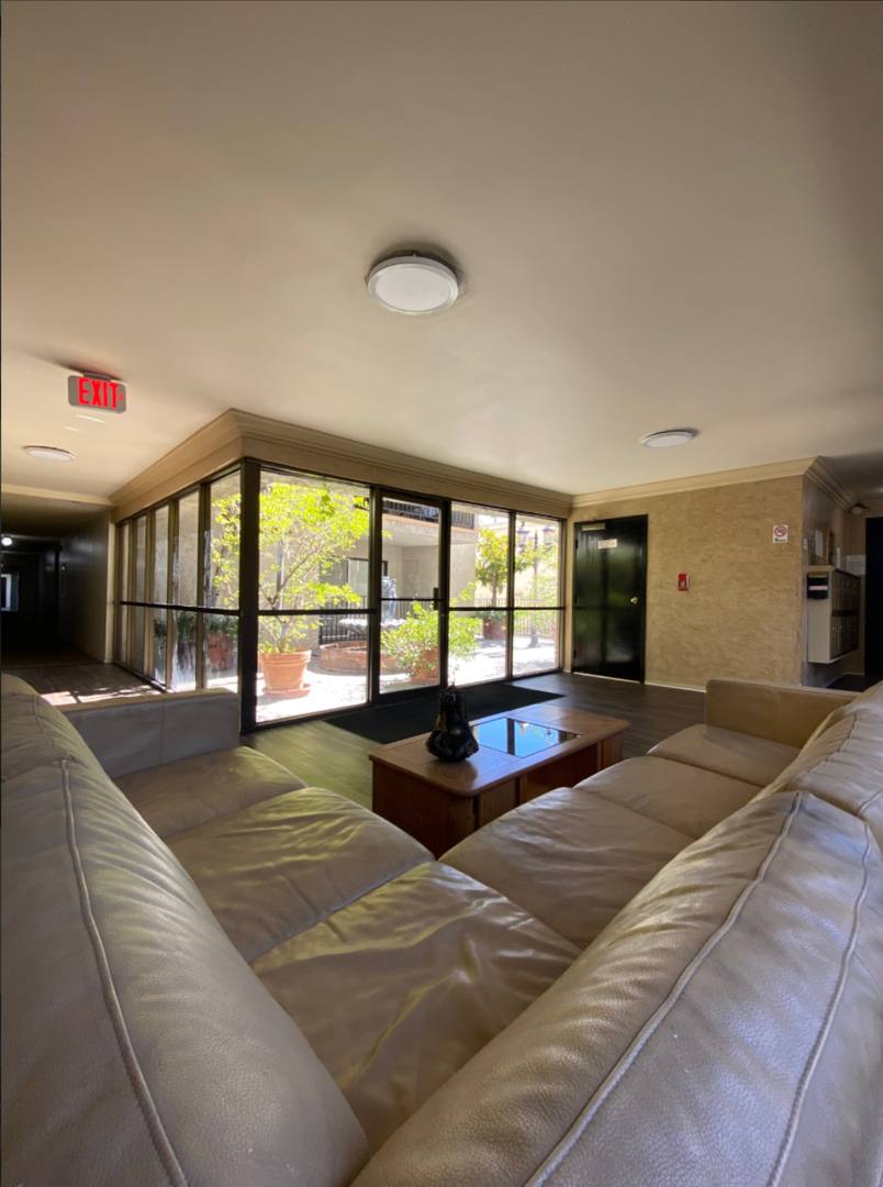 Apartment for rent at 18550 Vincennes St, Northridge, CA 91324