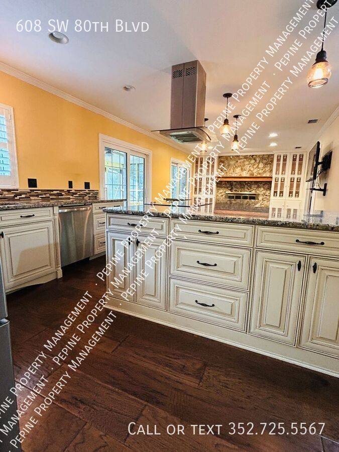 House for rent at 608 SW 80th Blvd, Gainesville, FL 32607