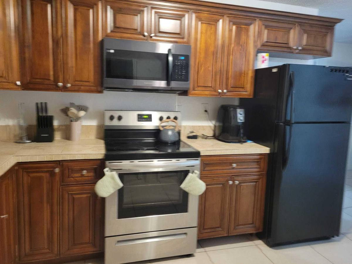 Apartment for rent at 2759 NW 58th Terrace, Fort Lauderdale, FL 33313
