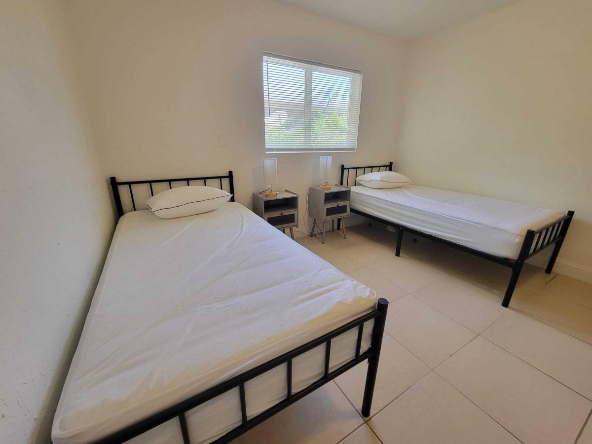 Apartment for rent at 2759 NW 58th Terrace, Fort Lauderdale, FL 33313