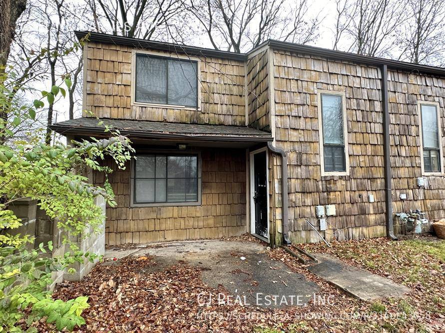 House for rent at 5321 NE Barnes Ave, Kansas City, MO 64119