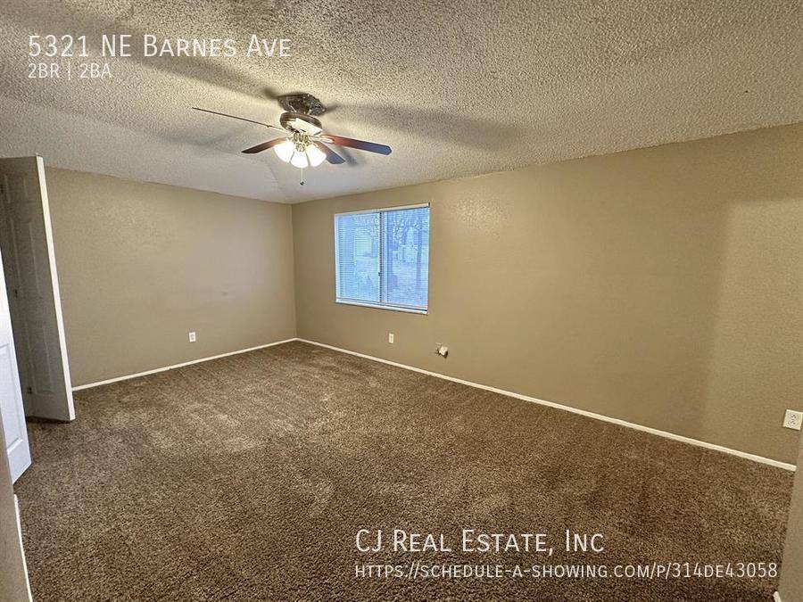House for rent at 5321 NE Barnes Ave, Kansas City, MO 64119