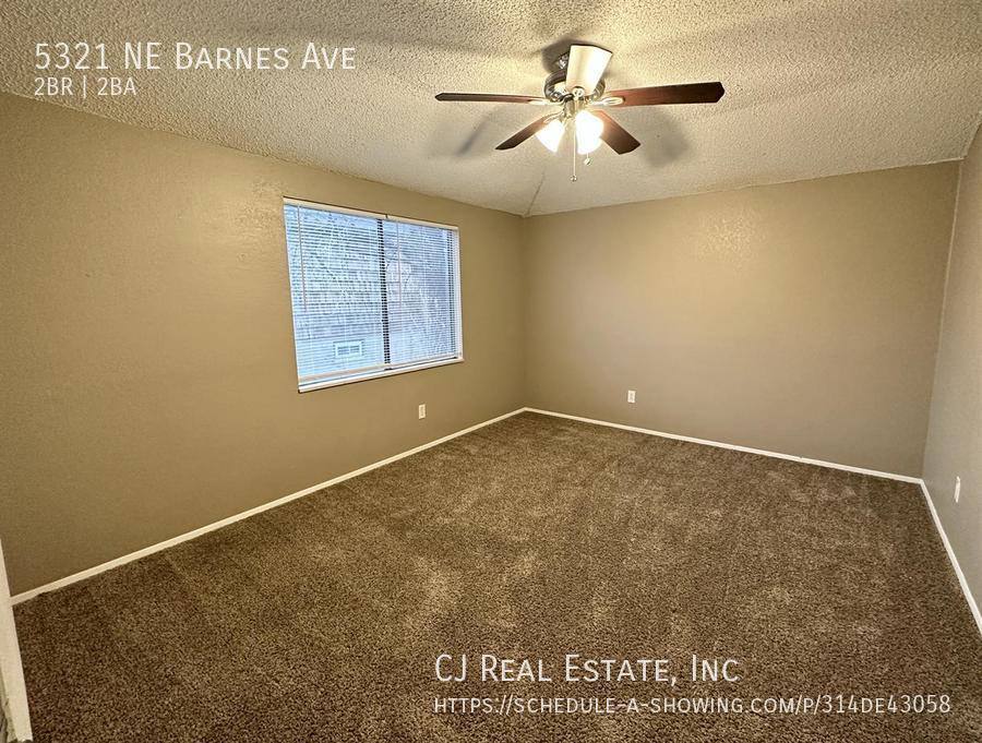 House for rent at 5321 NE Barnes Ave, Kansas City, MO 64119