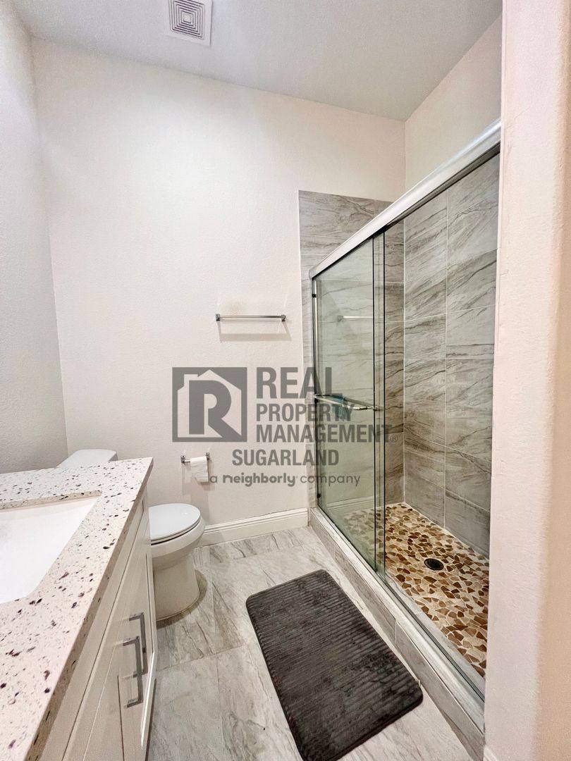 Apartment for rent at 4810 Wilmington St, Houston, TX 77033