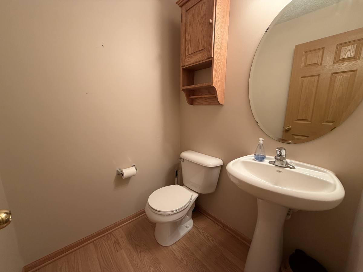 Townhouse for rent at 11007 Oak Grove Circle #B, Saint Paul, MN 55129