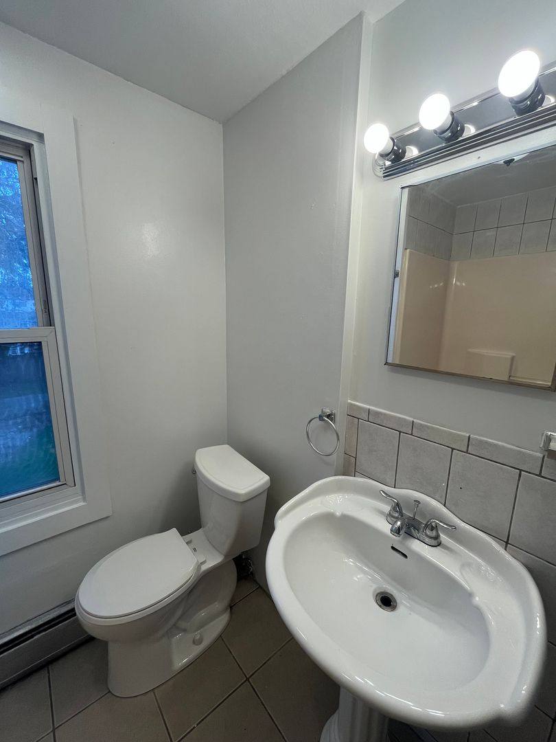 Apartment for rent at 19 Garland Ave, Rochester, NY 14611