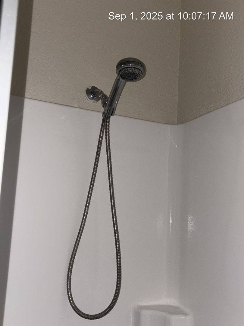 Apartment for rent at 10059 Nyon Blvd, Tujunga, CA 91042