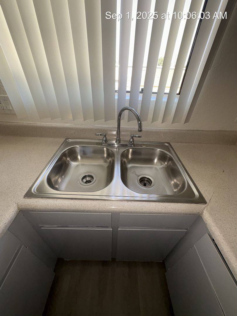 Apartment for rent at 10059 Nyon Blvd, Tujunga, CA 91042