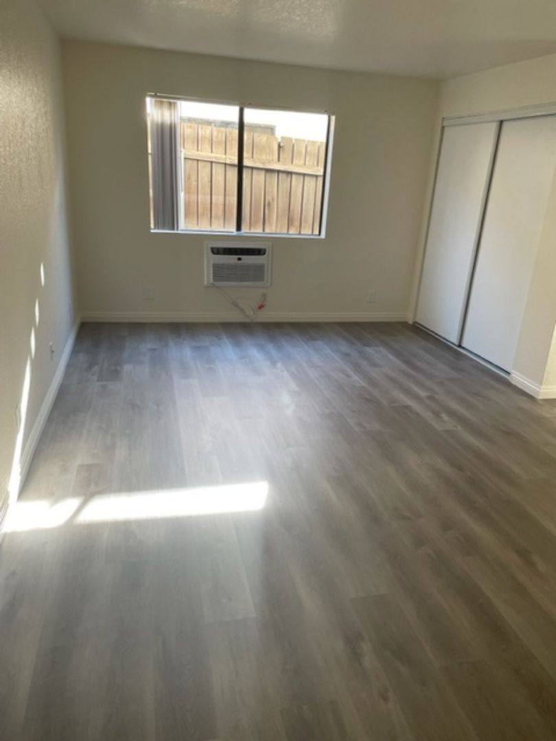 Apartment for rent at 10059 Nyon Blvd, Tujunga, CA 91042