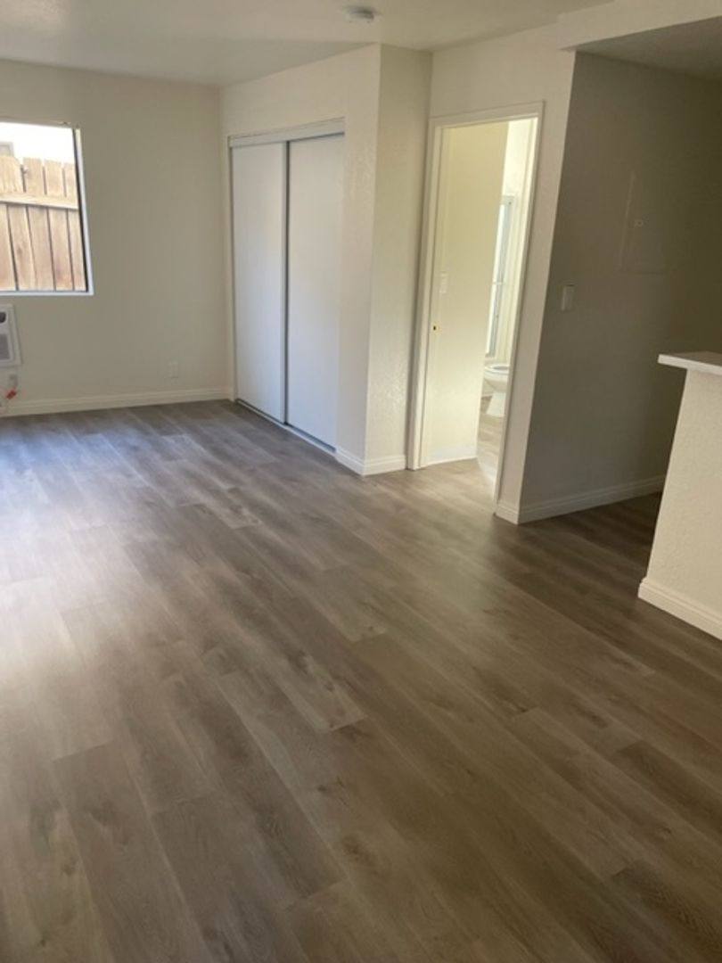 Apartment for rent at 10059 Nyon Blvd, Tujunga, CA 91042