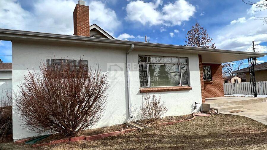 House for rent at 5370 S Windermere St, Littleton, CO 80120