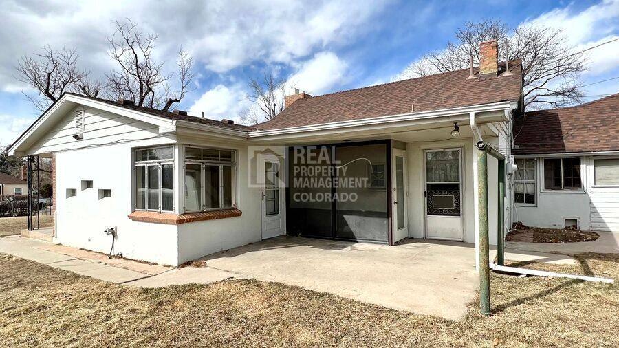 House for rent at 5370 S Windermere St, Littleton, CO 80120