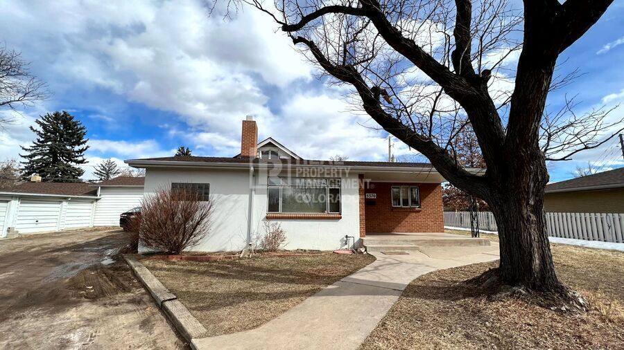 House for rent at 5370 S Windermere St, Littleton, CO 80120