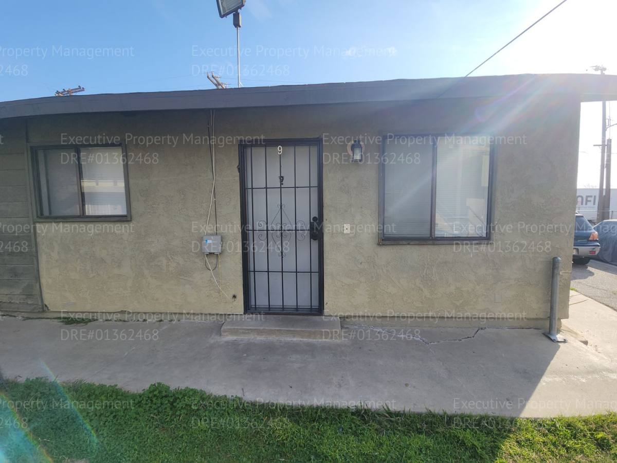 Apartment for rent at 2190 Monterey St, Bakersfield, CA 93305