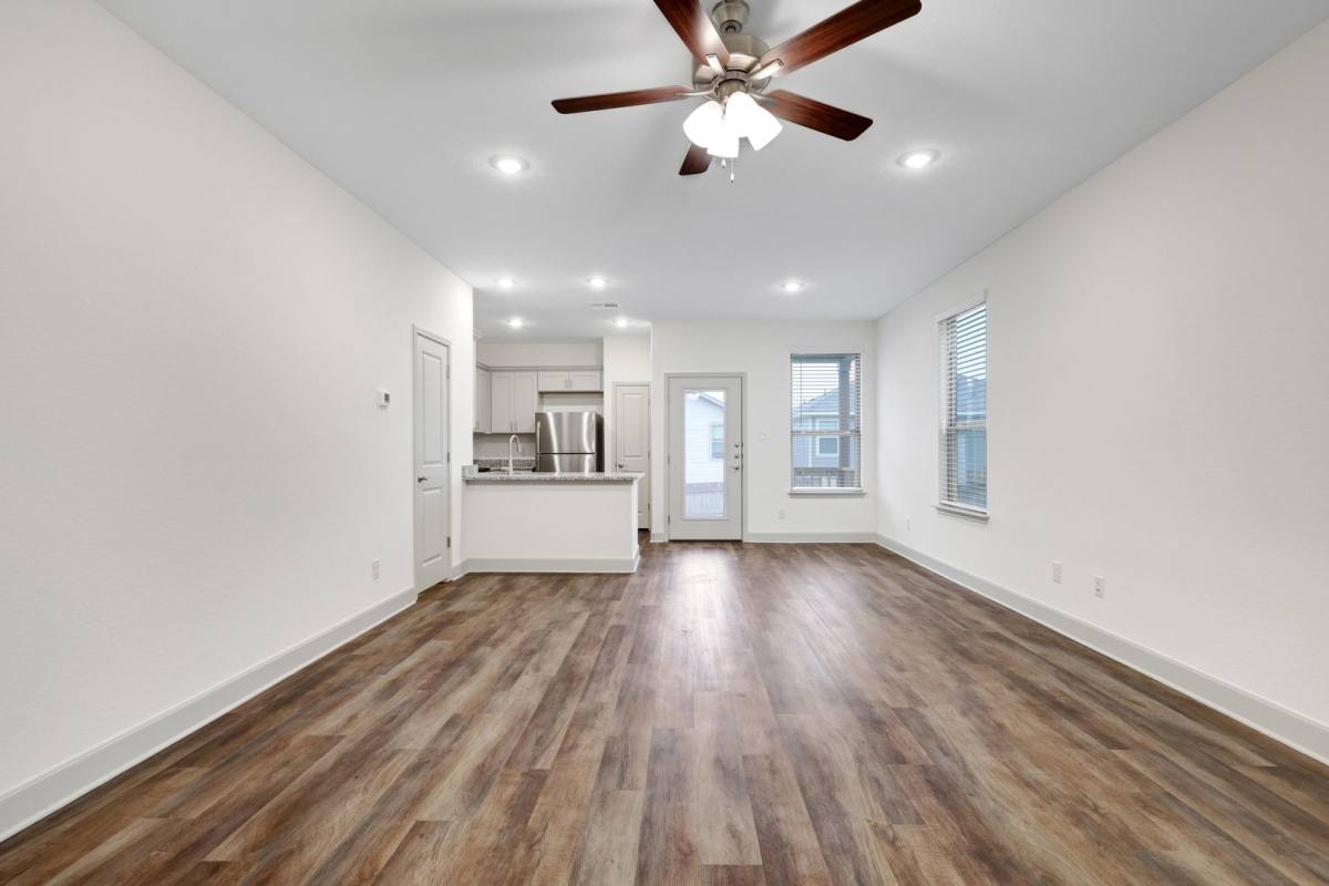 Townhouse for rent at 7621 Briarwood Pass, San Antonio, TX 78252
