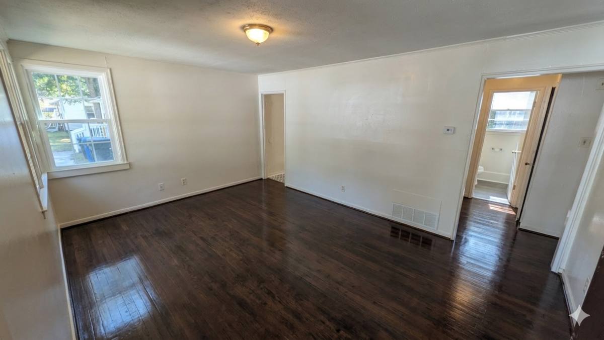 House for rent at 803 Candlewood Dr, Kinston, NC 28501