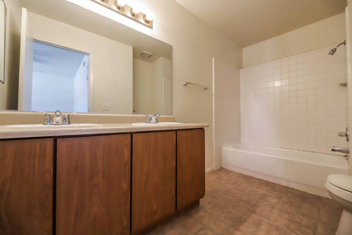 Townhouse for rent at 566 Kristin Lane, Henderson, NV 89011