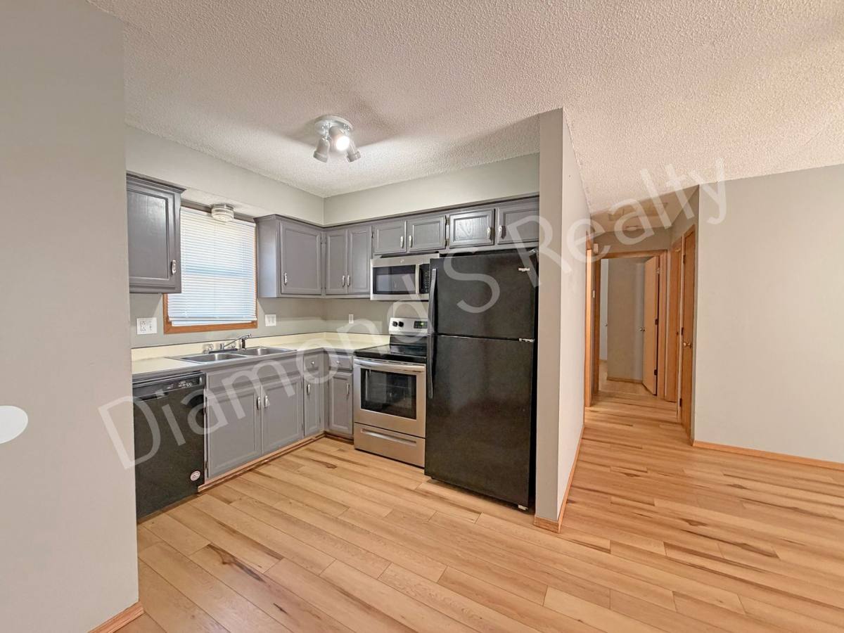 Apartment for rent at 1505 W Rainey St, Ozark, MO 65721