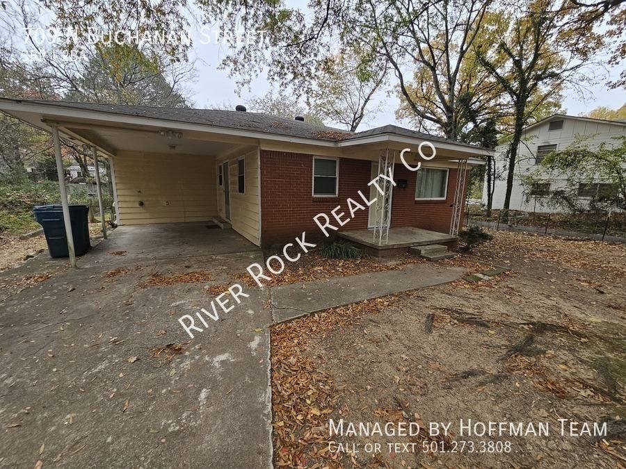 House for rent at 709 N Buchanan St, Little Rock, AR 72205