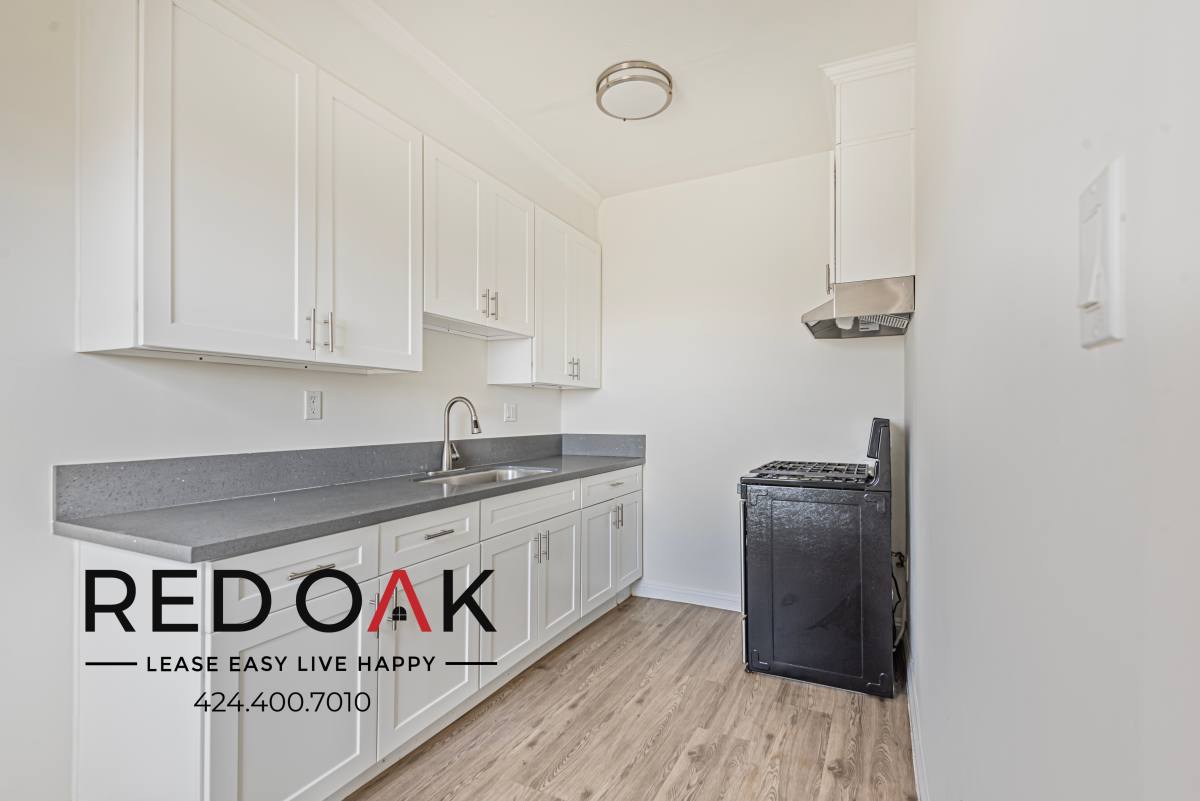 Condo for rent at 1518 S Wilton Place #415, Los Angeles, CA 90019
