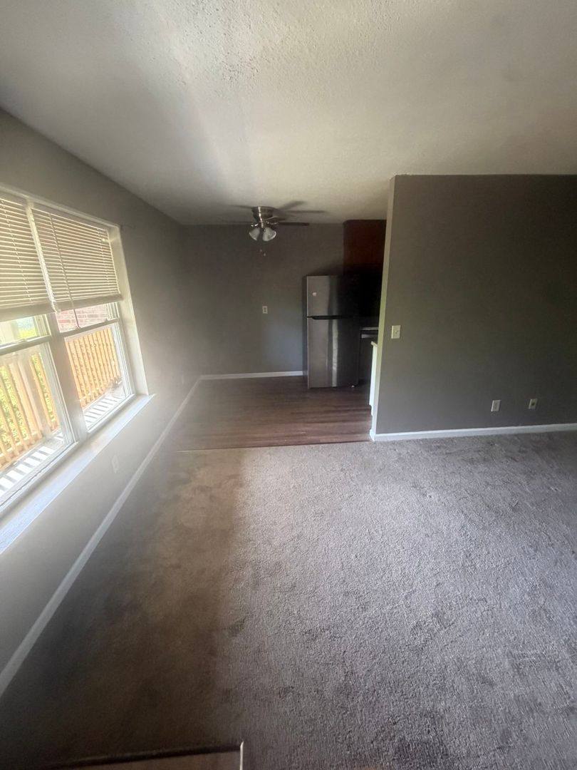 Apartment for rent at 1701 N John B Dennis Highway, Kingsport, TN 37660
