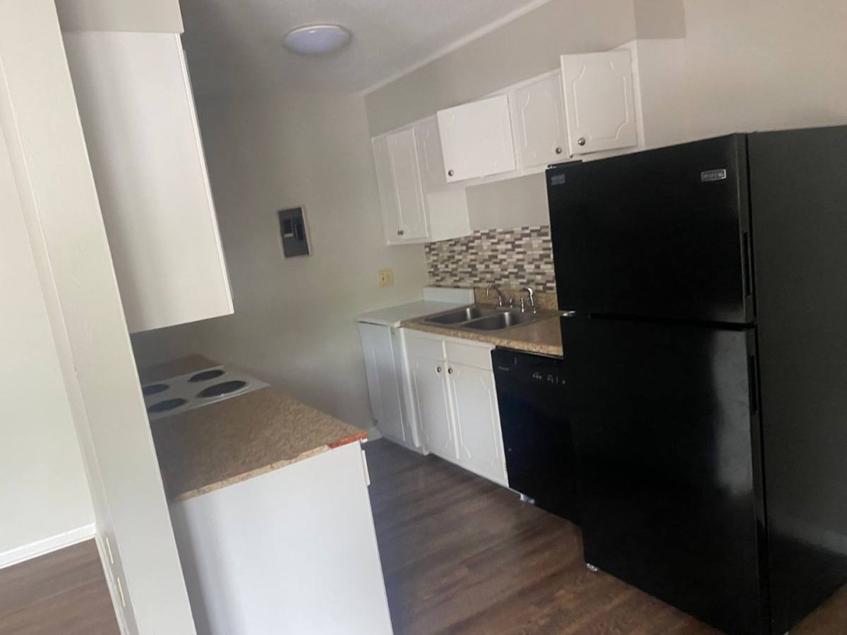 Apartment for rent at 1701 N John B Dennis Highway, Kingsport, TN 37660