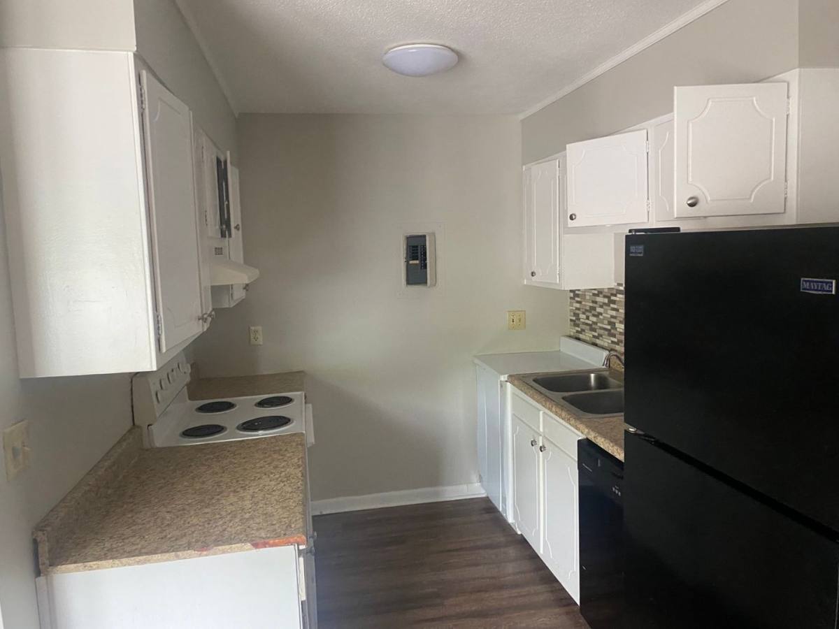 Apartment for rent at 1701 N John B Dennis Highway, Kingsport, TN 37660