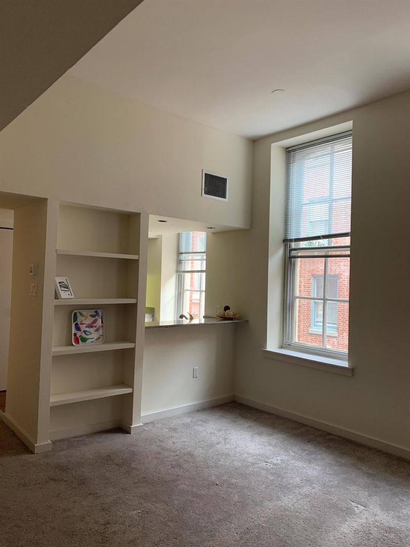 Apartment for rent at 24-30 S Bank St, Philadelphia, PA 19106