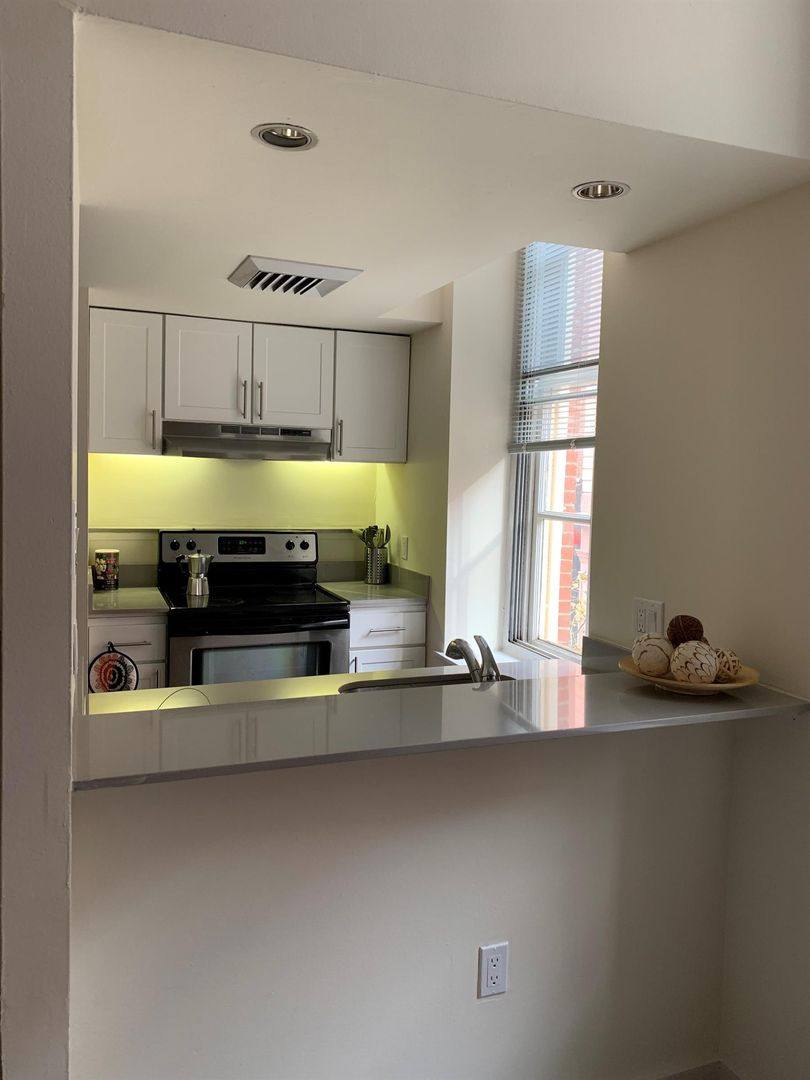 Apartment for rent at 24-30 S Bank St, Philadelphia, PA 19106
