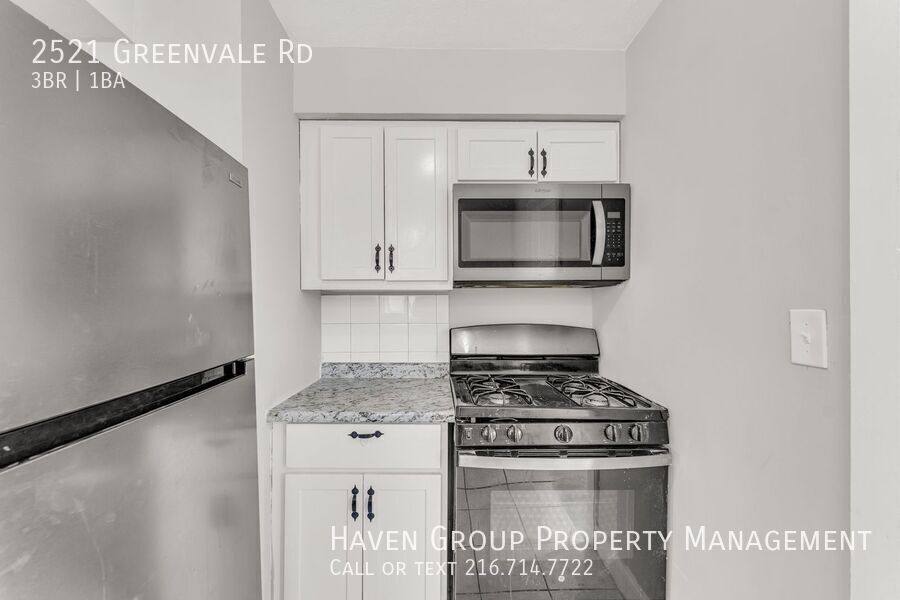 House for rent at 2521 Greenvale Rd, Cleveland, OH 44121