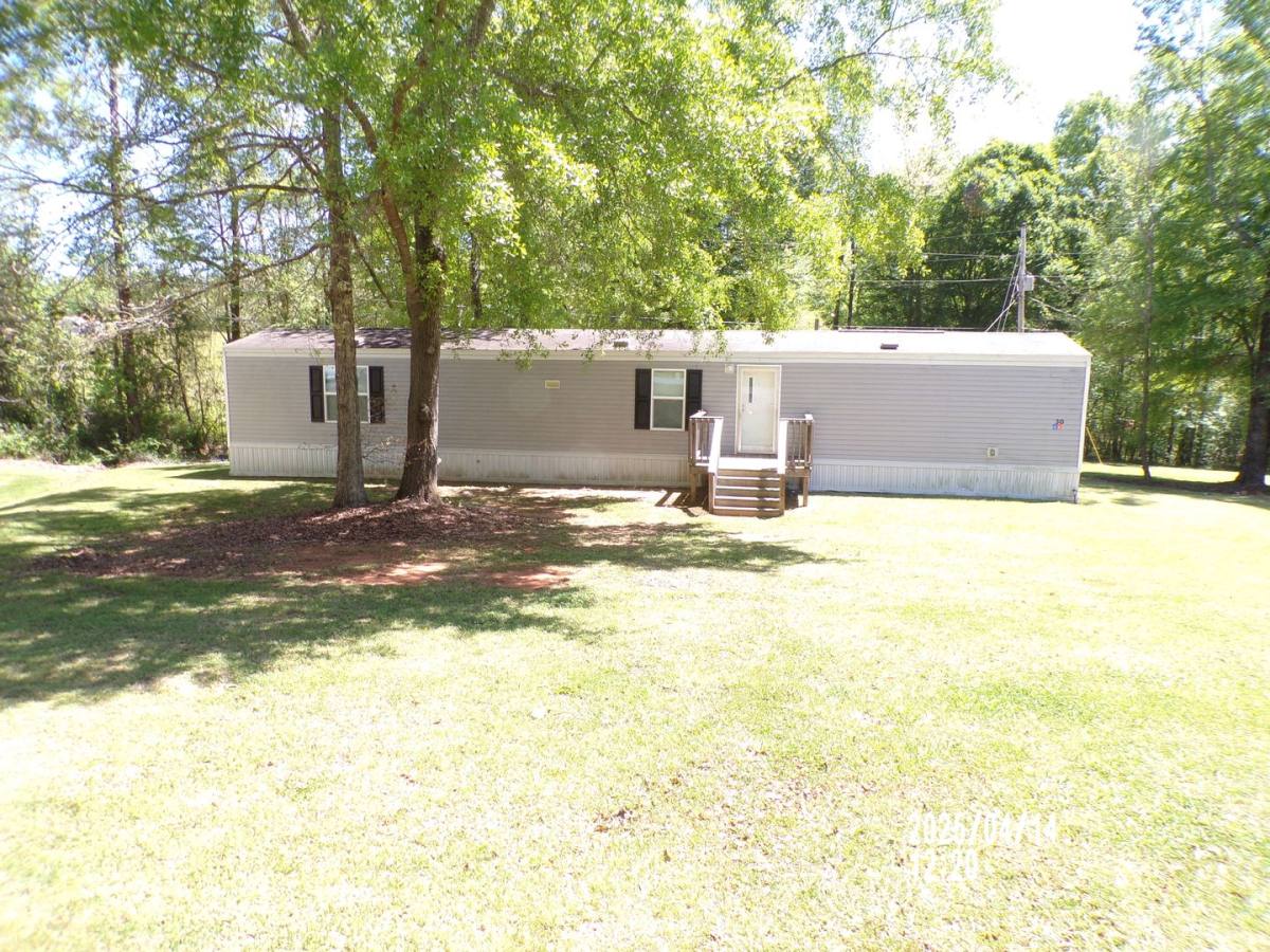 Apartment for rent at 8355 Lee Rd, Opelika, AL 36804