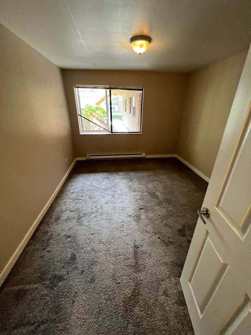 Apartment for rent at 600 E Denny Way, Seattle, WA 98122