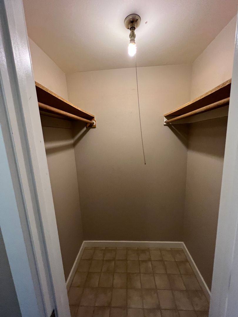 Apartment for rent at 600 E Denny Way, Seattle, WA 98122
