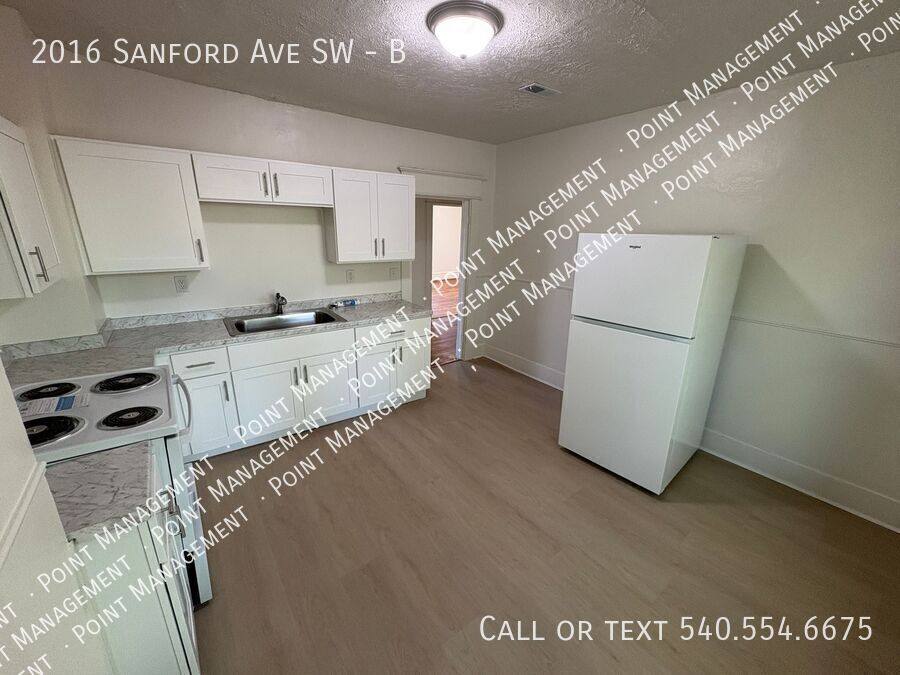 Apartment for rent at 2016 Sanford Ave SW #B, Roanoke, VA 24014