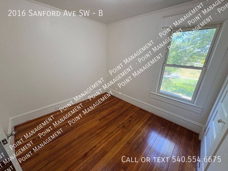 Apartment for rent at 2016 Sanford Ave SW #B, Roanoke, VA 24014