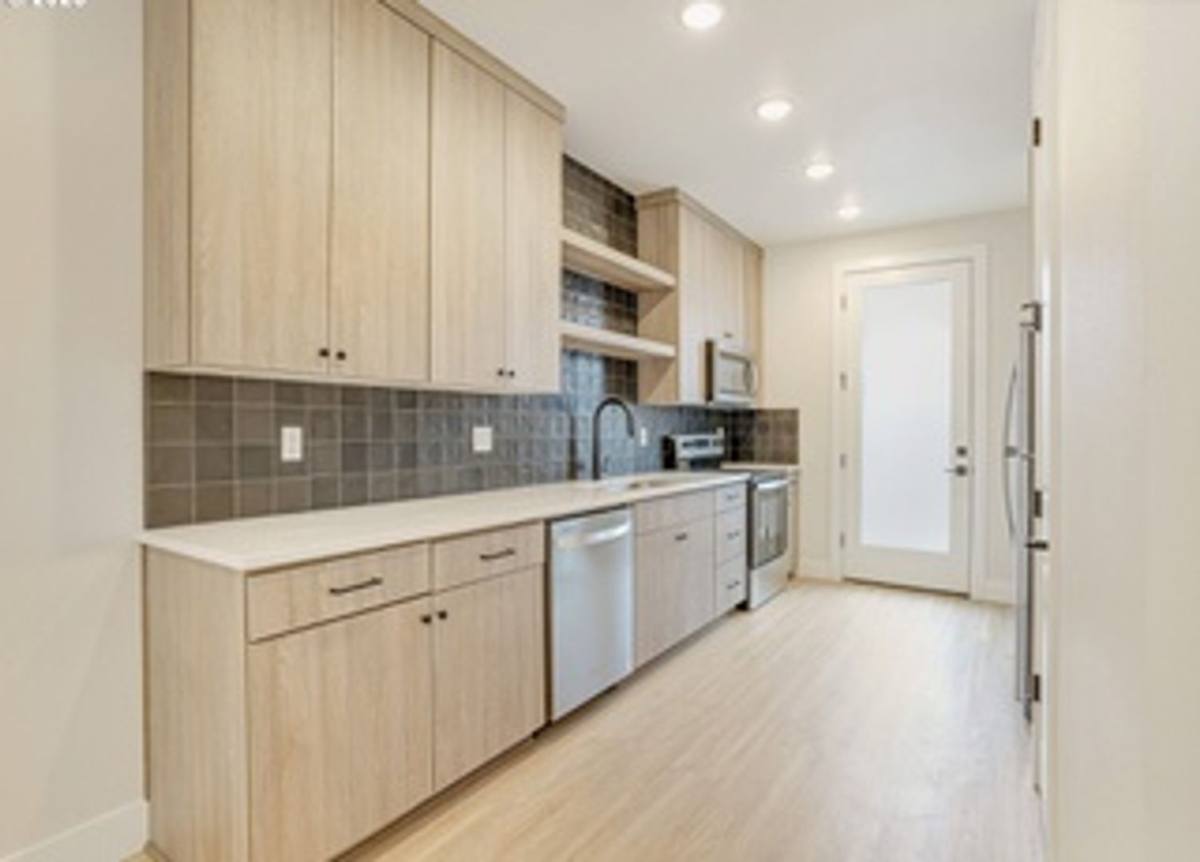 Apartment for rent at 4875-4881 SE 63rd Ave, Portland, OR 97206