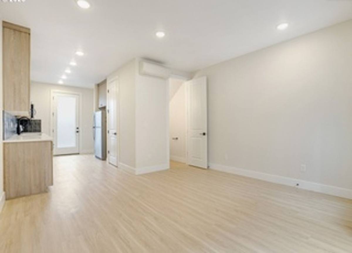 Apartment for rent at 4875-4881 SE 63rd Ave, Portland, OR 97206
