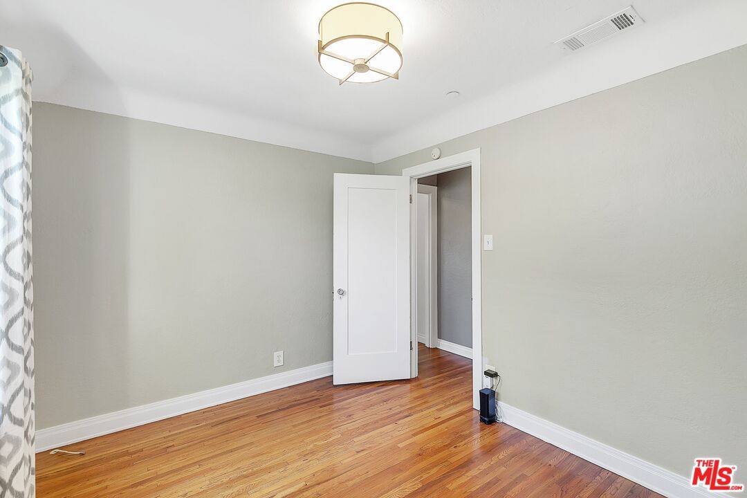 Apartment for rent at 2630 S Bedford St, Los Angeles, CA 90034