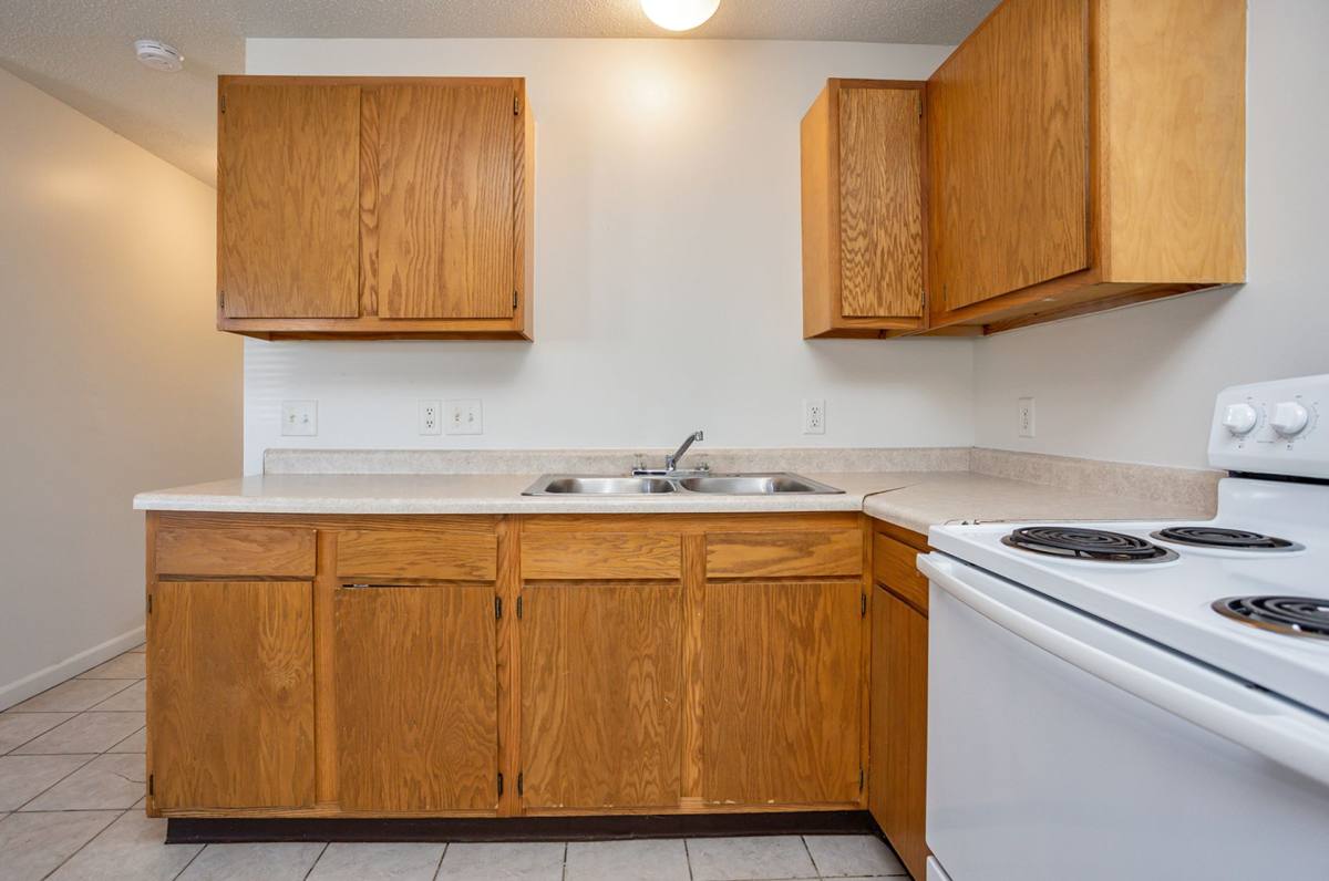 Apartment for rent at 1702-1798 W 4th St N, Newton, IA 50208