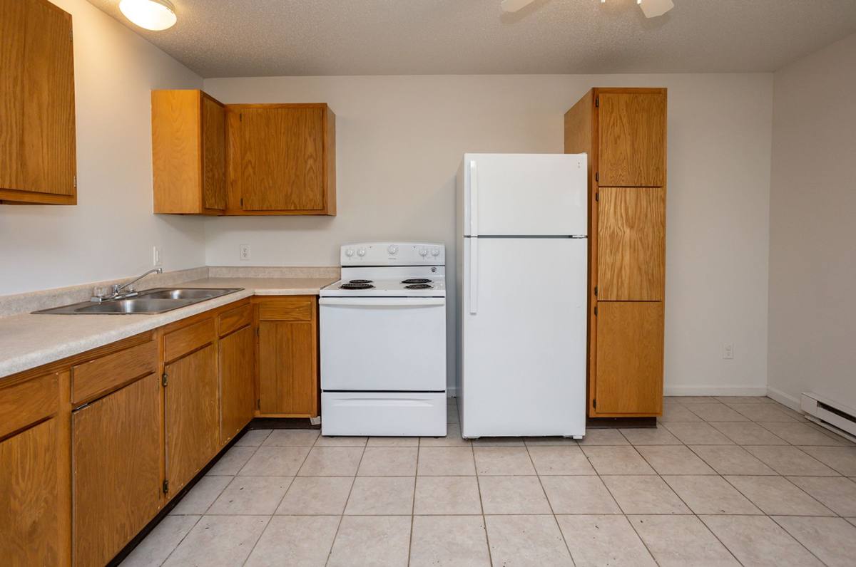 Apartment for rent at 1702-1798 W 4th St N, Newton, IA 50208