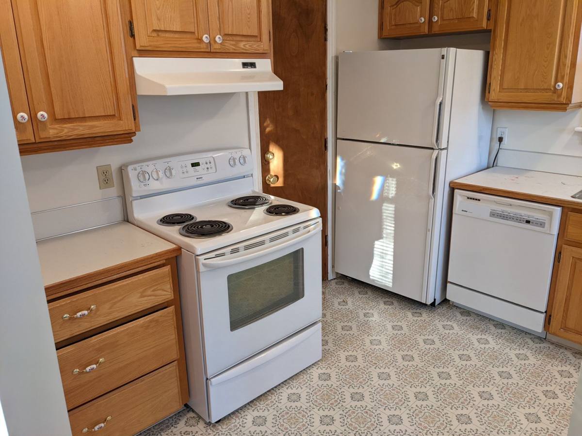 House for rent at 124 E 28th St, Vancouver, WA 98663