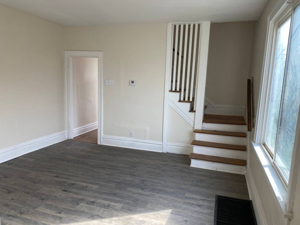 Apartment for rent at 1906-1908 Cleveland Ave, Columbus, OH 43211
