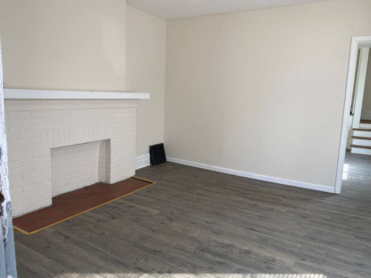 Apartment for rent at 1906-1908 Cleveland Ave, Columbus, OH 43211